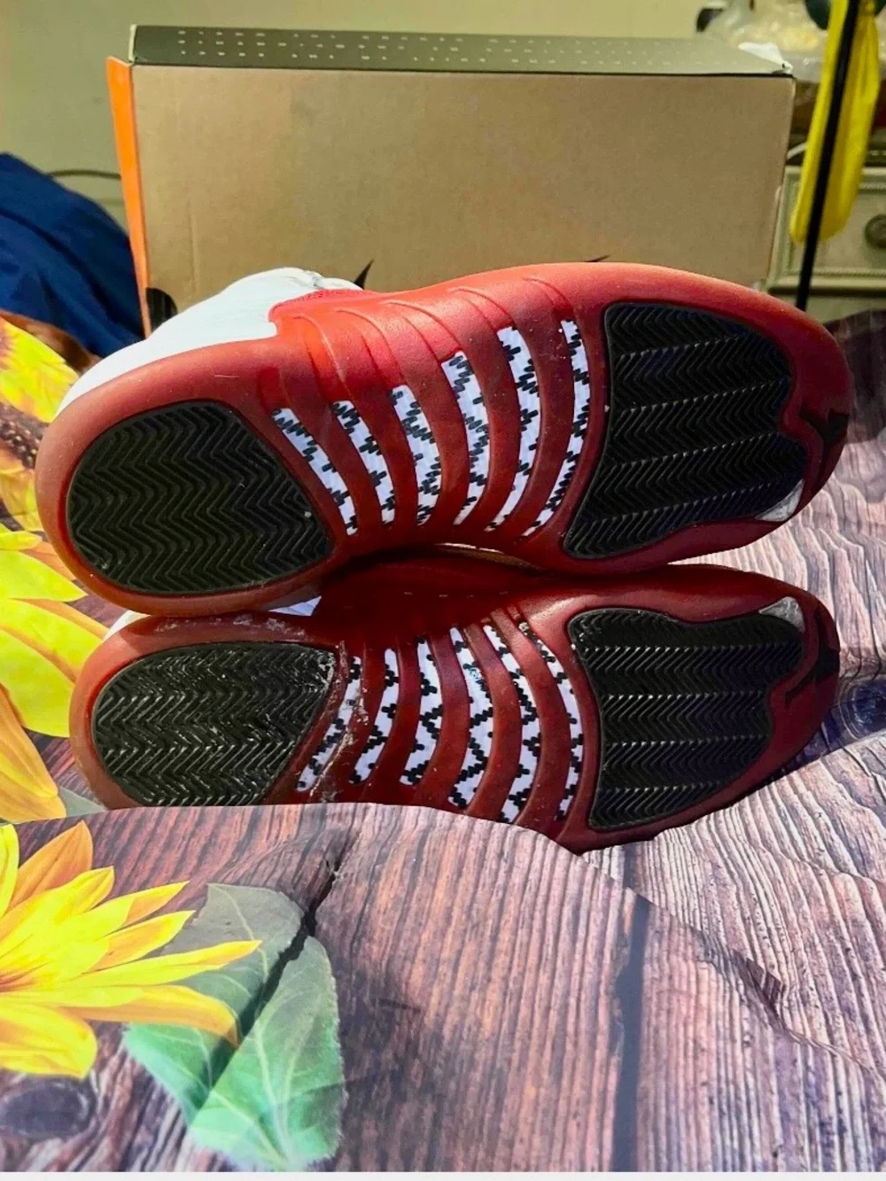 Air Jordan 12 Retro “Cherry”